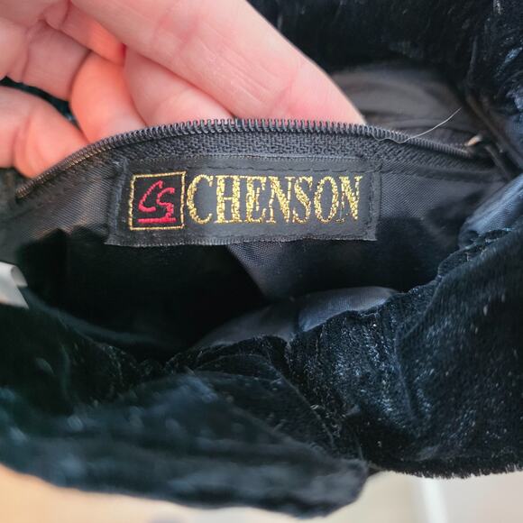 Vintage Black Velvet Bucket Bag Drawstring Gold Teddy Bear Charm Shoulder bag - Picture 8 of 8